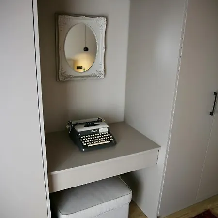Urban Living 3 Apartment