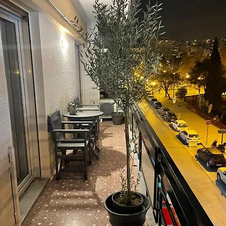 Urban Living 3 *