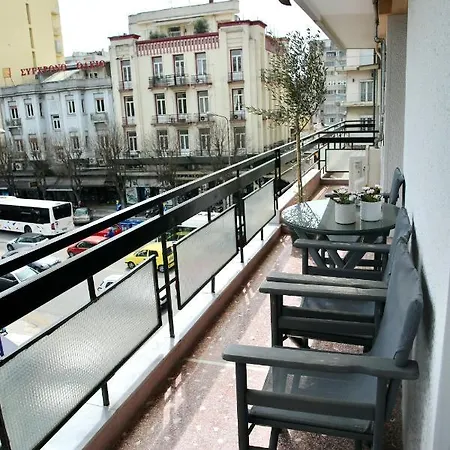 Διαμέρισμα Urban Living 3 *