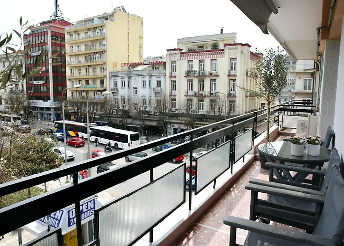 Apartament Urban Living 3 *
