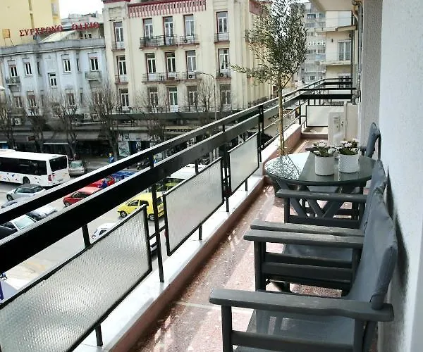 Apartament Urban Living 3 *